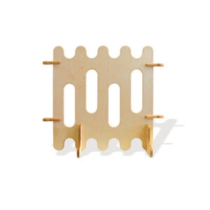 Staccionata in legno completa di cerniere e piedini