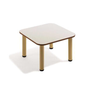 Tavolo quadrato con gambe in metallo