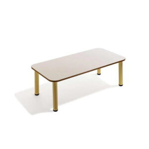 Tavolo rettangolare con gambe in metallo